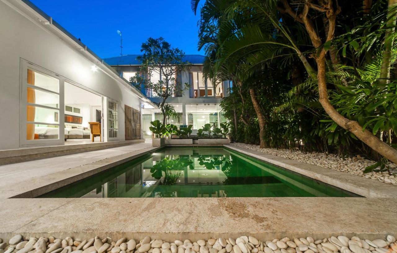 Tides Seminyak Villa Екстериор снимка