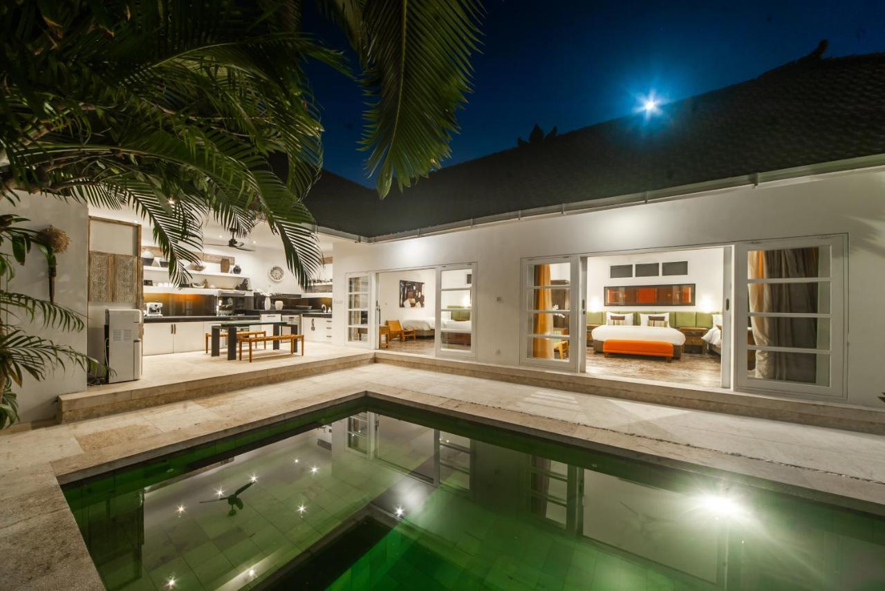 Tides Seminyak Villa Екстериор снимка