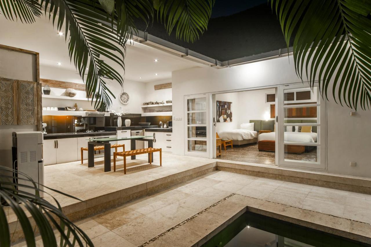 Tides Seminyak Villa Екстериор снимка