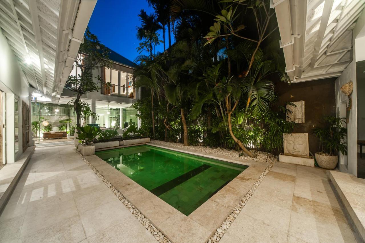 Tides Seminyak Villa Екстериор снимка