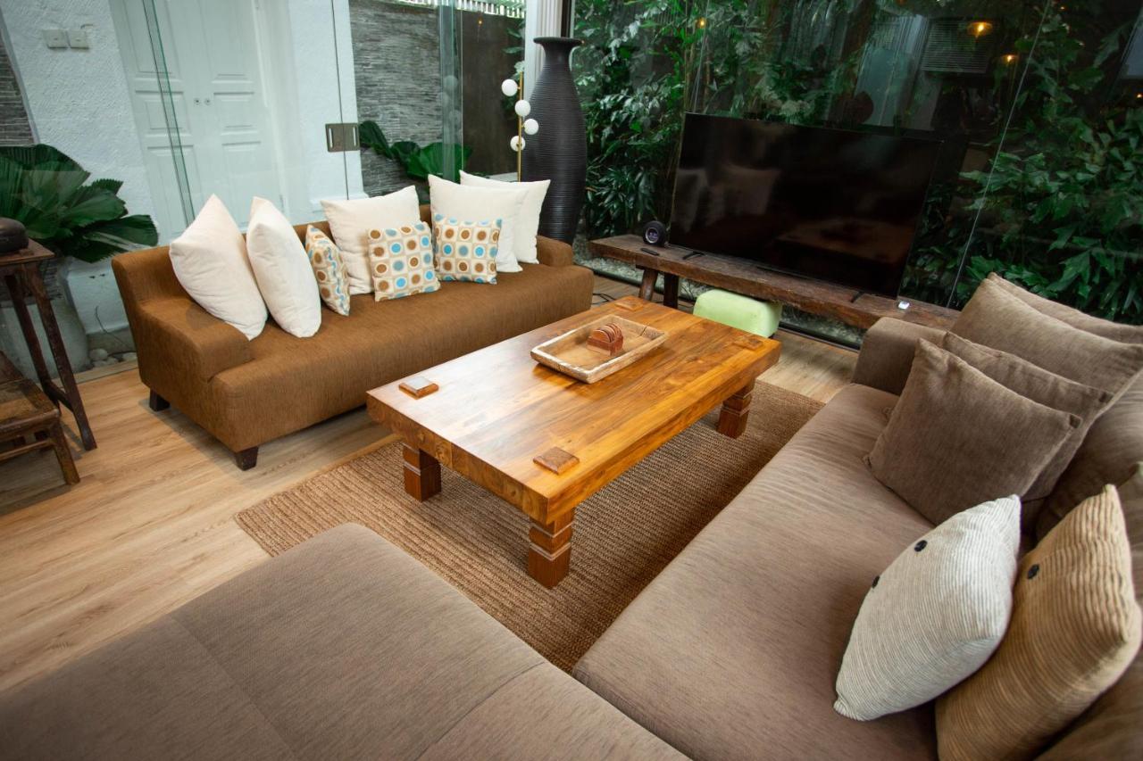 Tides Seminyak Villa Екстериор снимка